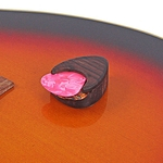 1 Pc Elegante Coração De Madeira Portátil Em Forma De Guitarra Bass Pick Container Caixa De Armazenamento