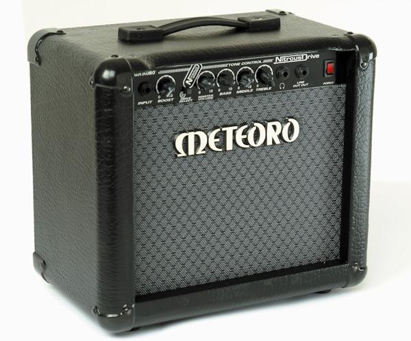 Amplificador de Guitarra e Violão Meteoro Nitrous Drive 15 Watts RMS Transistor