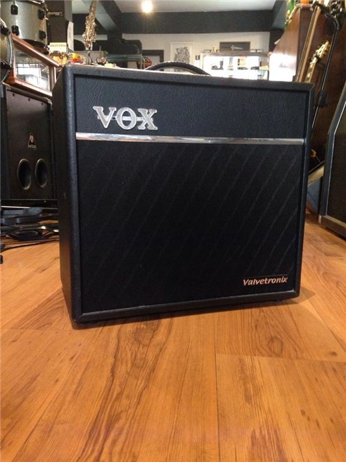 Amplificador Vox Valvetronix (Vt80+) - Usado