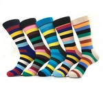 Comprimento colorido Stripe Printed Elastic Cotton Socks Men Oriente Harajuku Socks