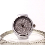 Dial fresco Quartz Analog Watch Criativo A?o Elastic Quartz Watch Ring Finger SL