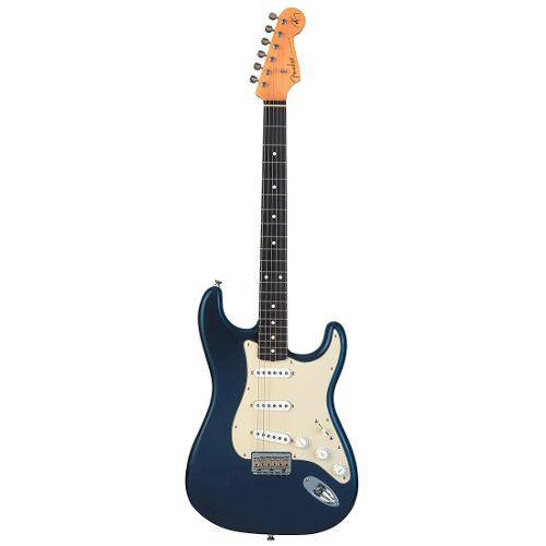 Guitarra Fender 013 9100 - Sig Series Robert Cray Std. Stratocaster - 326 - Violet