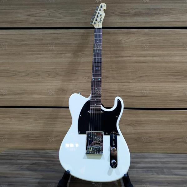 Guitarra Telecaster T-505 Branco Vintage Escudo Preto e Captação Single Coil Tele T505 - Tagima