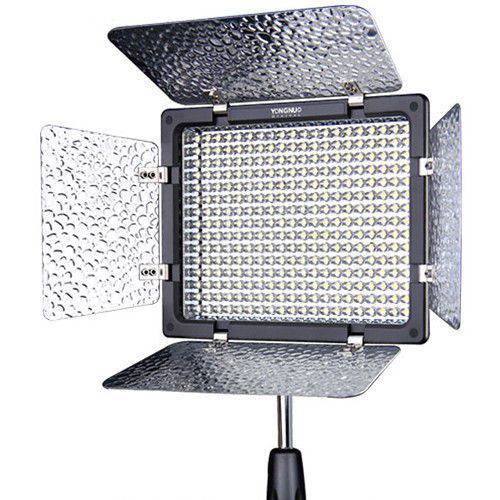 Iluminador de LED Profissional Yongnuo YN300 III