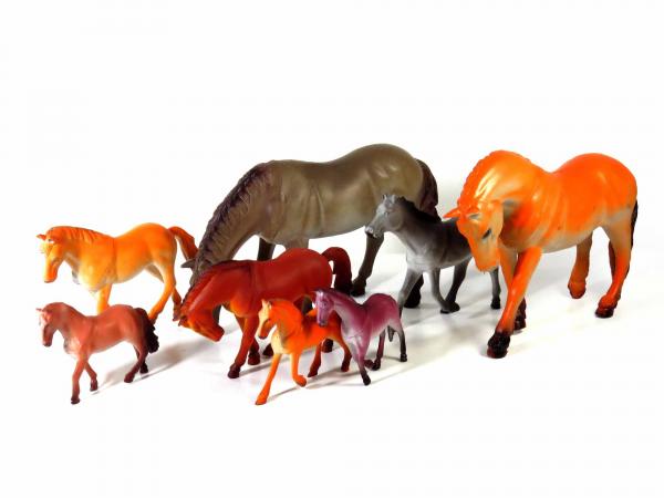 Kit Miniatura Brinquedo Animais Série Cavalos Selvagens - Barcelona