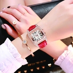 Elegante Simples estilo romano Digital Diamante Ladies Leather Strap Relógio de quartzo