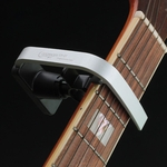 Longteam liga de alumínio leve Capo com picareta da guitarra para elétrica e guitarra acústica