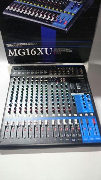 Mesa de Som Yamaha Mg16 Xu Usb 16 Canais Mixer com Efeitos
