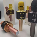 Microfone sem fio Bluetooth Telefone móvel FM Magic Sound Lanterna colorida Microfone D18 Áudio portátil Microphone and accessories
