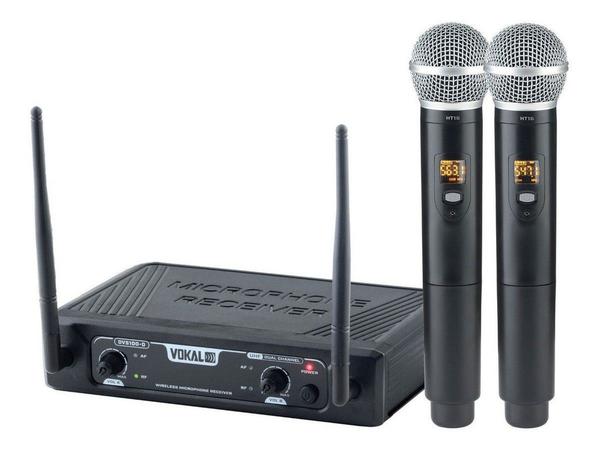Microfone Sem Fio Duplo de Mão DVS100DM VOKAL
