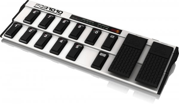 Pedaleira Control. MIDI Foot Controller FCB1010-Behringer