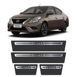 Soleira Nissan Versa 2012 A 2020 Protetor De Portas Aço Escovado Premium Grafia Personalizada