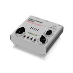 Ficha técnica e caractérísticas do produto Amplificador para Microfone Behringer MIC200 Prata