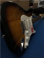 Ficha técnica e caractérísticas do produto Guitarra Fender Squier Bullet Stratocaster Hss Sunburst + Nf