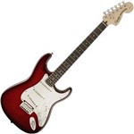 Ficha técnica e caractérísticas do produto Guitarra Fender Squier Standard Stratocaster Fmt Crimson Red