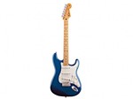 Ficha técnica e caractérísticas do produto Guitarra Strato Fender Standard - Azul