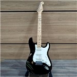 Ficha técnica e caractérísticas do produto Guitarra Strato Vintage Series SX SST57 Stratocaster Preta Escudo Branco e Captação Single Coil - SX