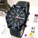 Ficha técnica e caractérísticas do produto LAR Homens Moda Silicone Watchband Dial Rodada Quartz Relógio de pulso Sports relógio de pulso