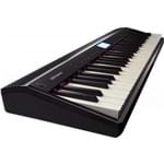 Piano Digital Keys Bluetooth com Fonte Bivolt e Teclas Sensitivas Roland GO-61P