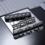Ficha técnica e caractérísticas do produto Três Saddle Cinzeiro Ponte Tail Piece Cromagem, Peças De Reposição Para Guitarra Elétrica Com Uma Chave